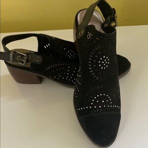 Latigo Muren Black Suede Perforated Crystal Slingbacks Size 8.5